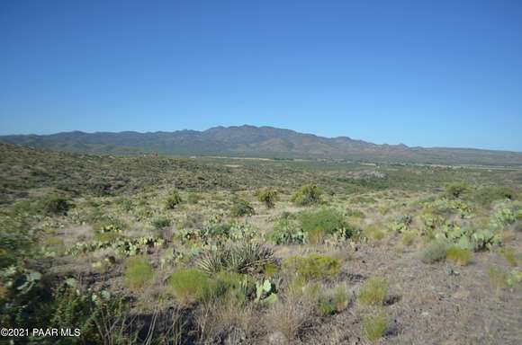 21.09 Acres of Agricultural Land for Sale in Kirkland, Arizona