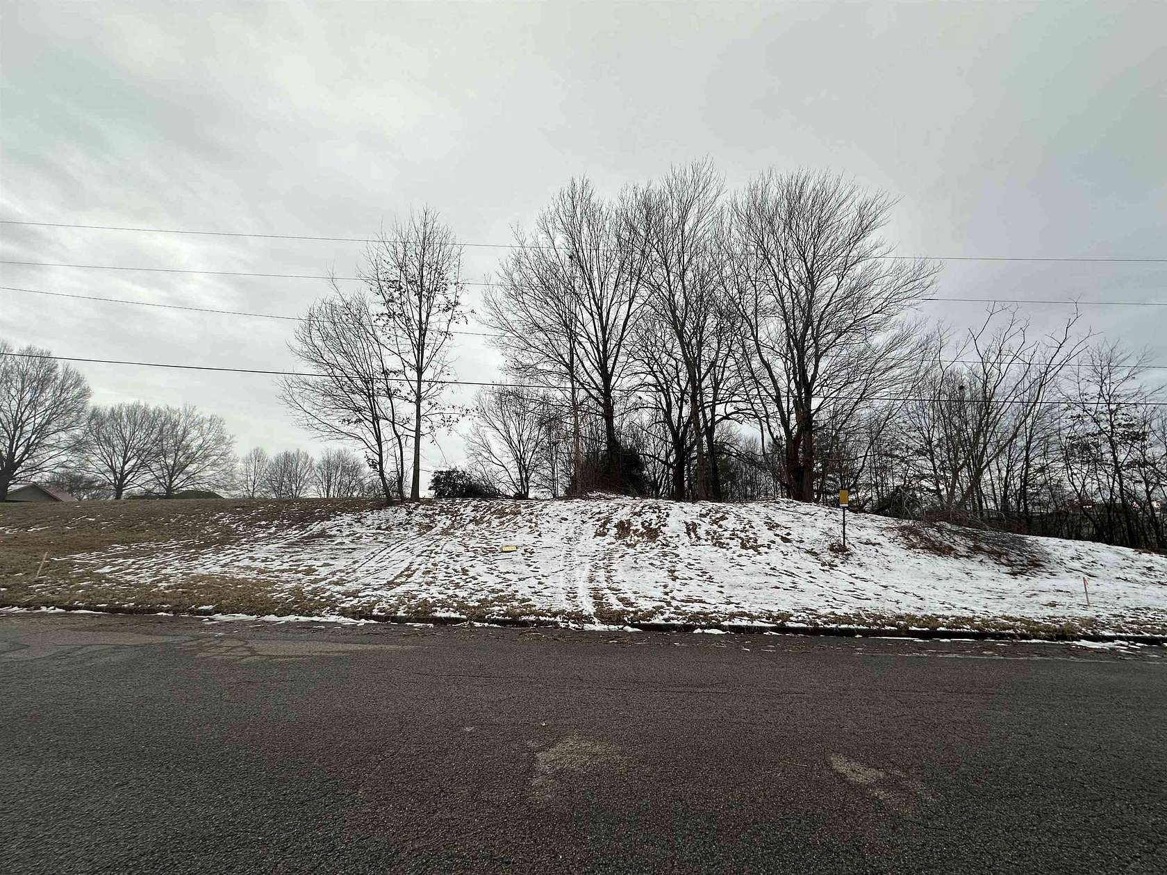 0.67 Acres of Residential Land for Sale in Milan, Tennessee