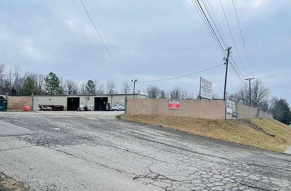 3 Acres of Improved Commercial Land for Sale in Madisonville, Kentucky