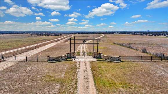 162 Acres of Land with Home for Sale in Gatesville, Texas
