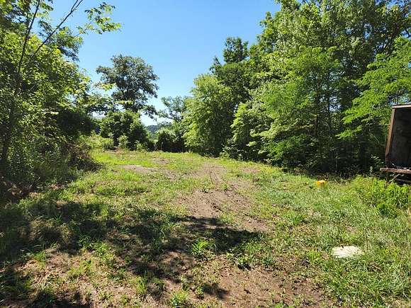 70 Acres of Land for Sale in Huddy, Kentucky