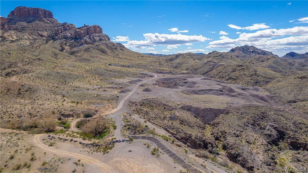 351 Acres of Recreational Land & Farm for Sale in Bullhead City, Arizona