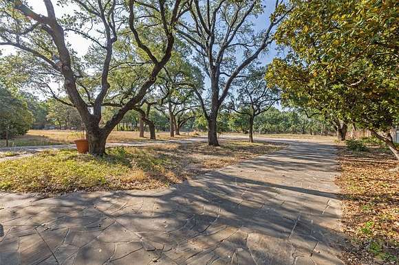 1.6 Acres of Residential Land for Sale in Dallas, Texas