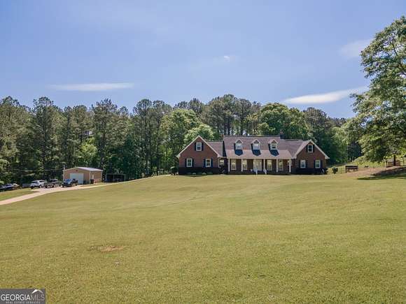10 Acres of Residential Land with Home for Sale in Pine Mountain, Georgia