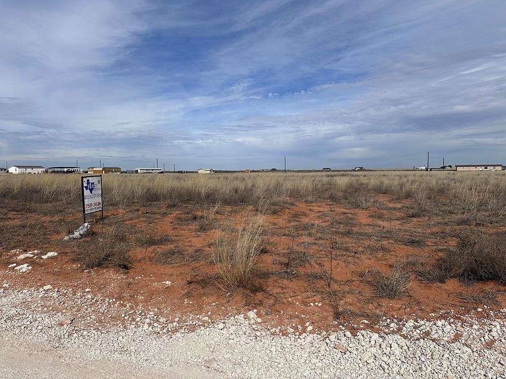 2 Acres of Residential Land for Sale in Seminole, Texas