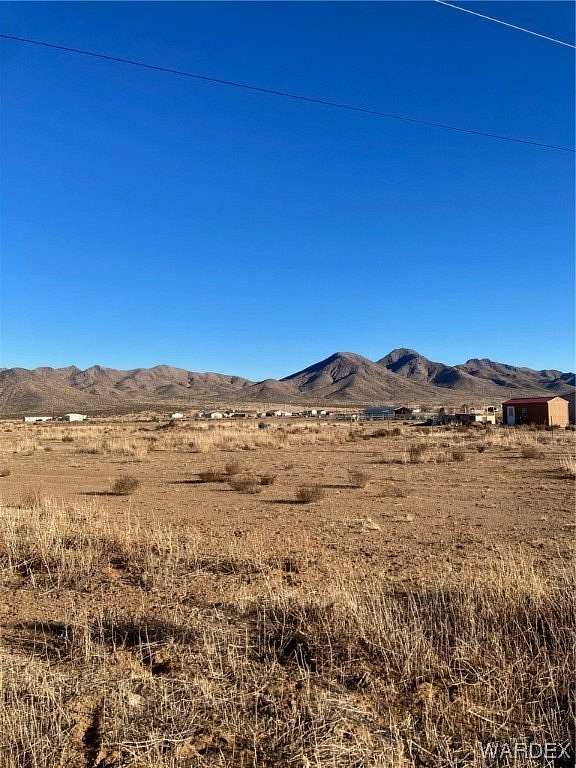 5 Acres of Land for Sale in Kingman, Arizona