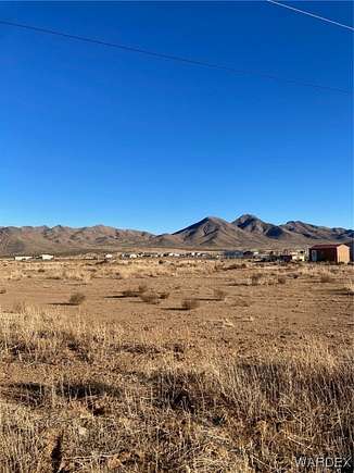 5 Acres of Land for Sale in Kingman, Arizona