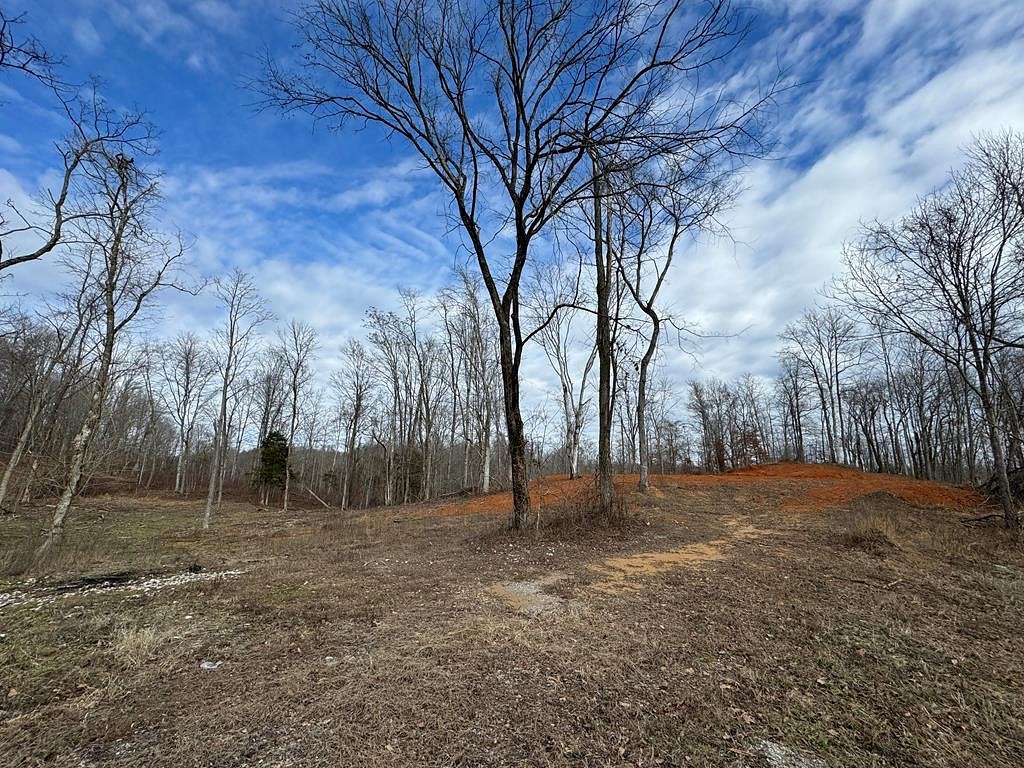 7 Acres of Land for Sale in Albany, Kentucky