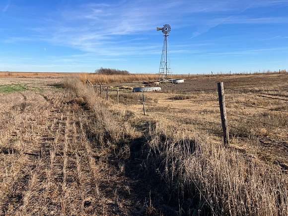 160 Acres of Land for Sale in Grant Township, Kansas