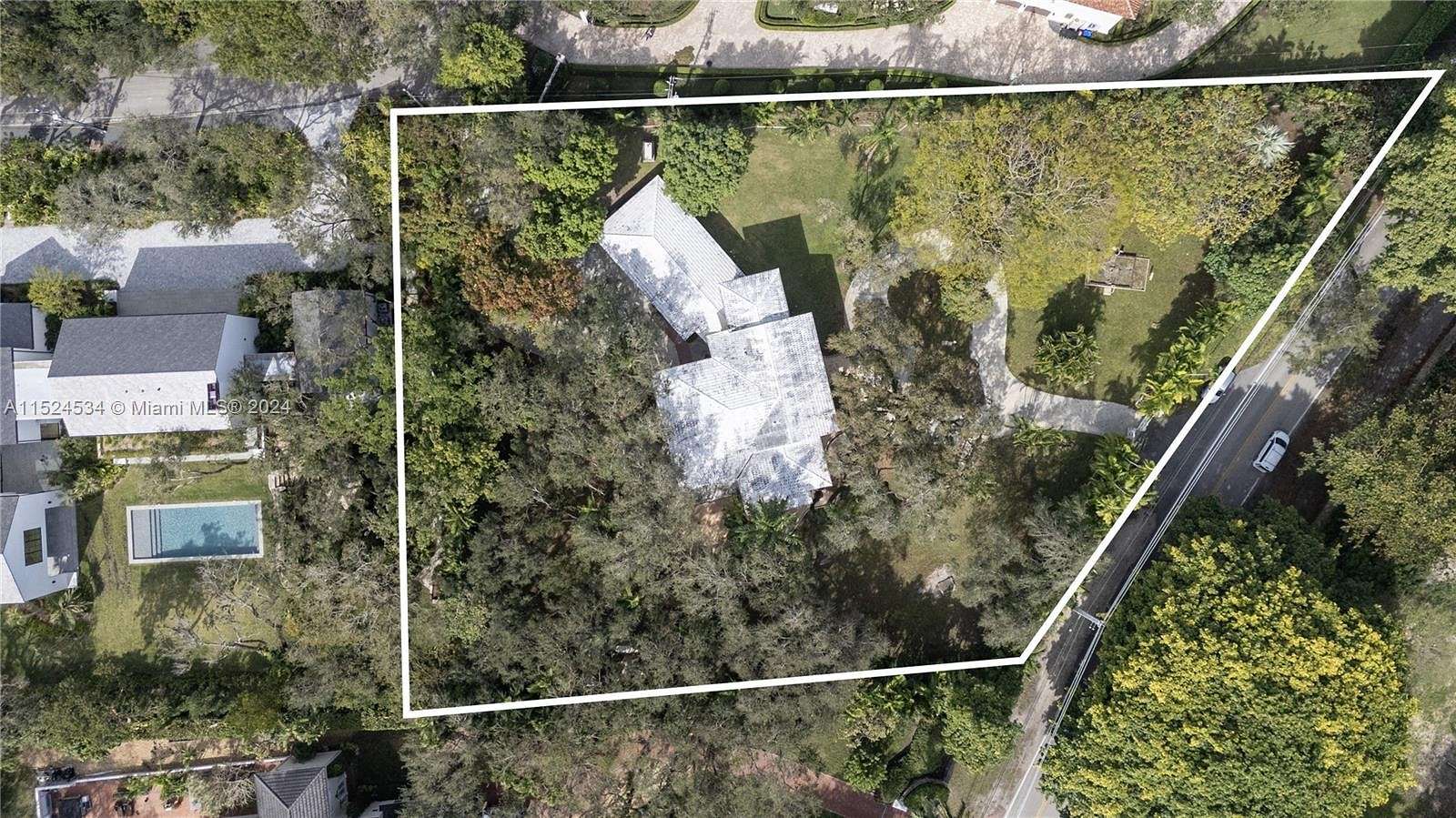 1.2 Acres of Residential Land for Sale in Coral Gables, Florida