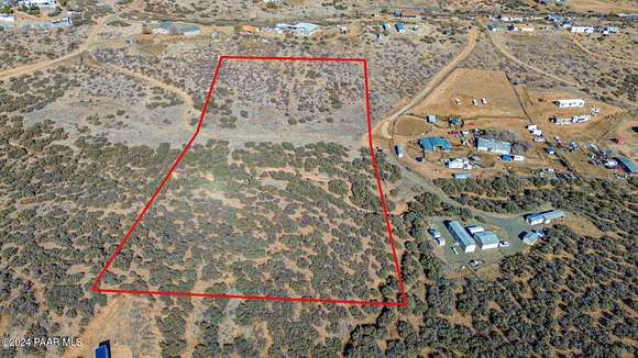 5.1 Acres of Residential Land for Sale in Dewey-Humboldt, Arizona