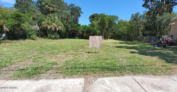 0.19 Acres of Commercial Land for Sale in Daytona Beach, Florida