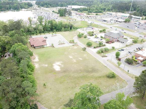 0.95 Acres of Commercial Land for Sale in Laurel, Mississippi