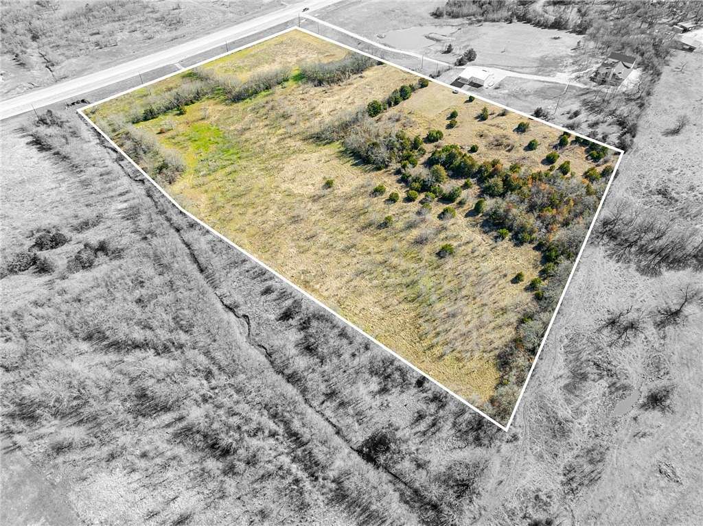 12.5 Acres of Land for Sale in Lorena, Texas
