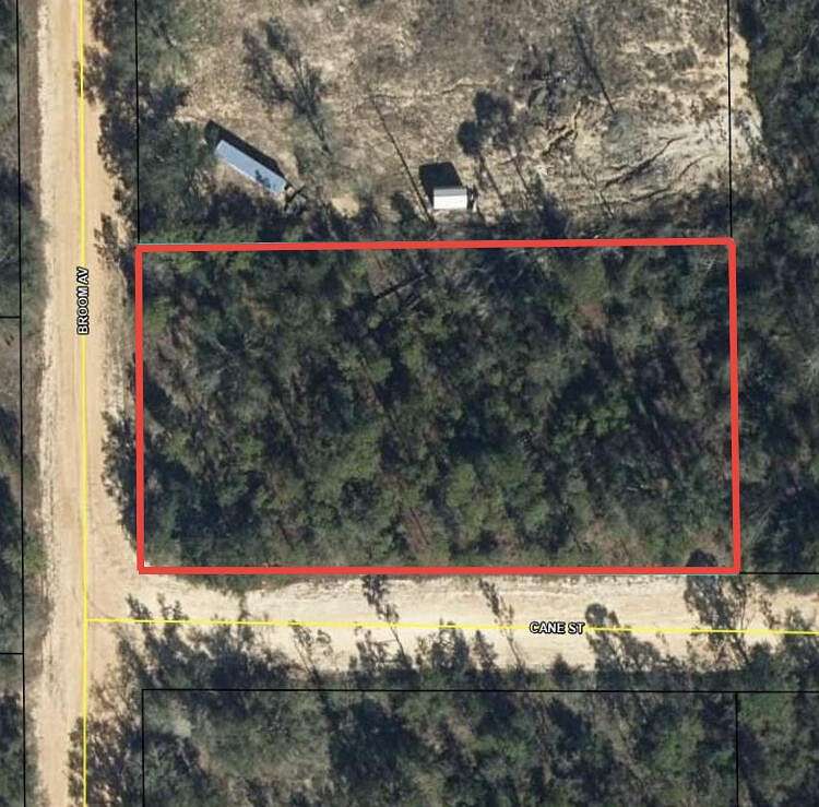 1.2 Acres of Residential Land for Sale in Alford, Florida