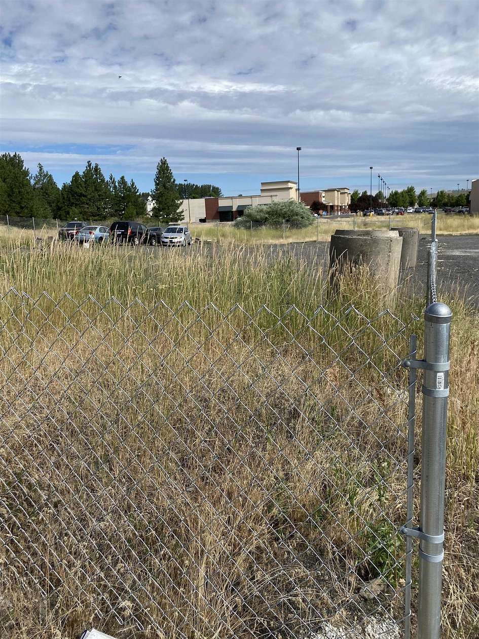 0.37 Acres of Land for Sale in Cheney, Washington