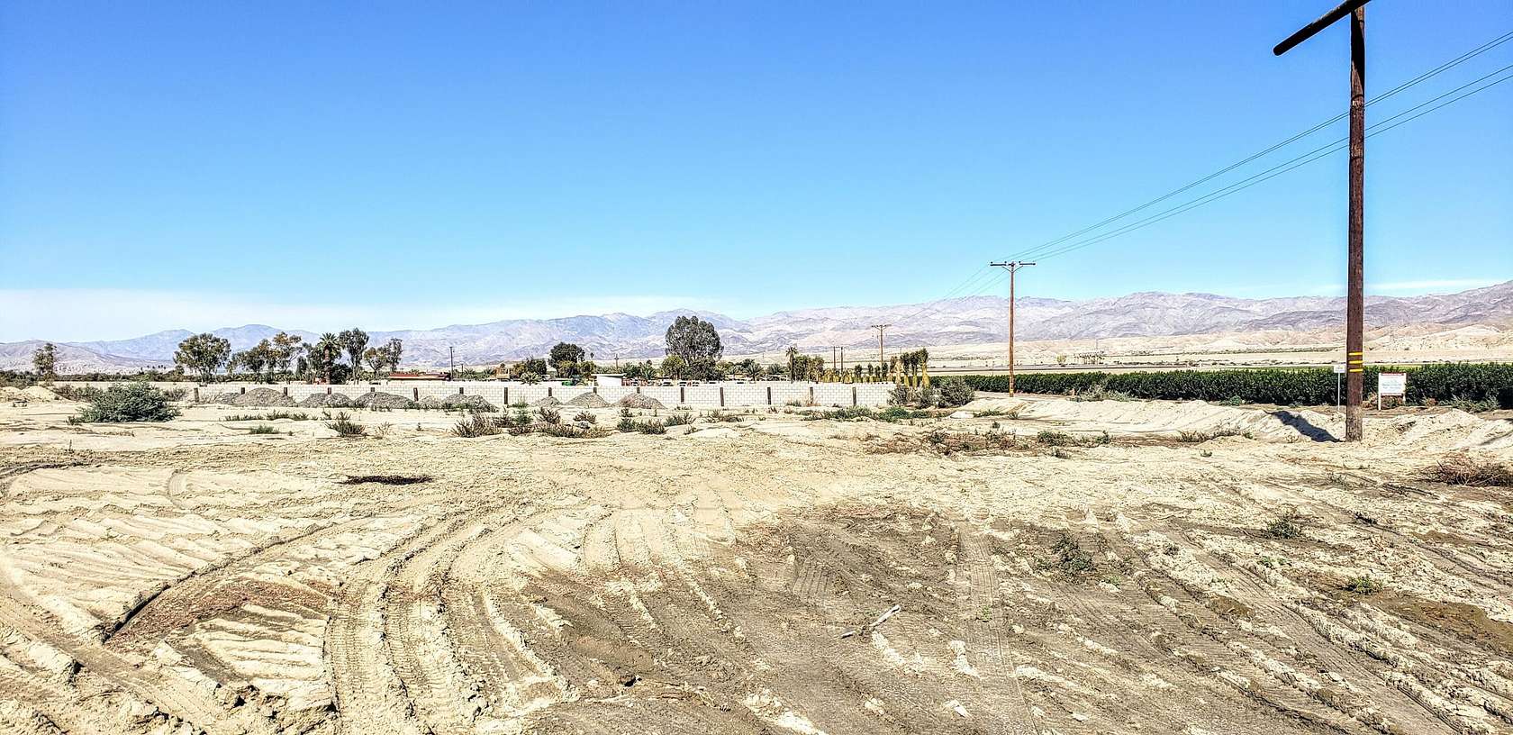 1.5 Acres of Land for Sale in Coachella, California