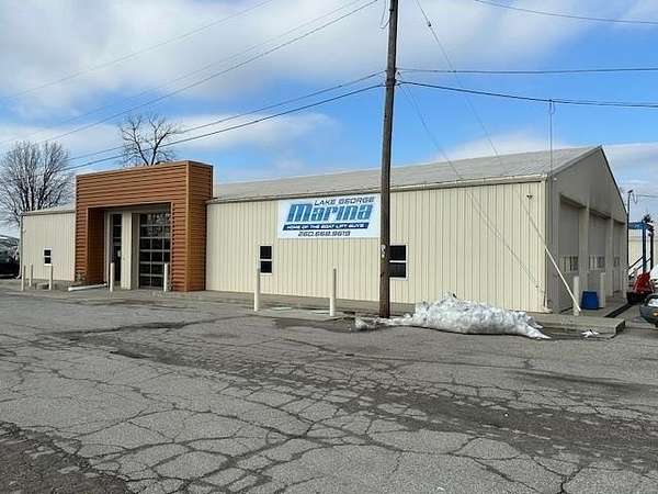 3.27 Acres of Commercial Land for Sale in Fremont, Indiana