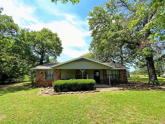 12 Acres of Land with Home for Sale in Stilwell, Oklahoma