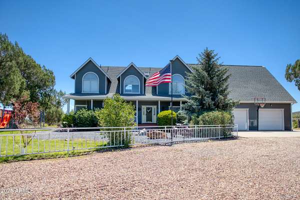 6.1 Acres of Residential Land with Home for Sale in Show Low, Arizona