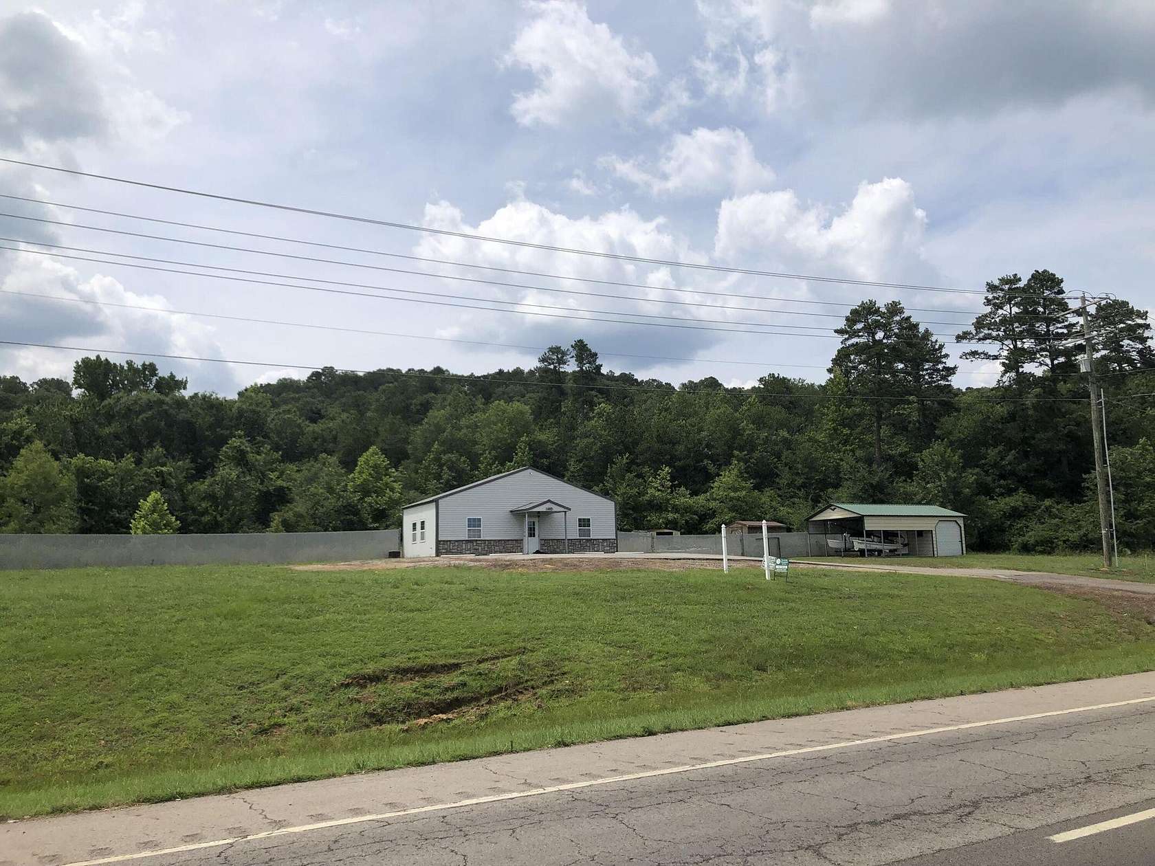 15.6 Acres of Improved Commercial Land for Sale in Russellville, Arkansas