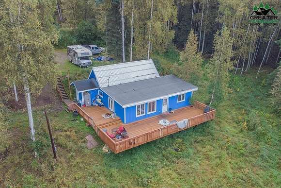 2.5 Acres of Residential Land with Home for Sale in Fairbanks, Alaska