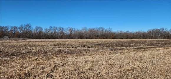5.1 Acres of Residential Land for Sale in Urich, Missouri
