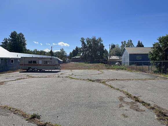 0.49 Acres of Commercial Land for Sale in Chester, California