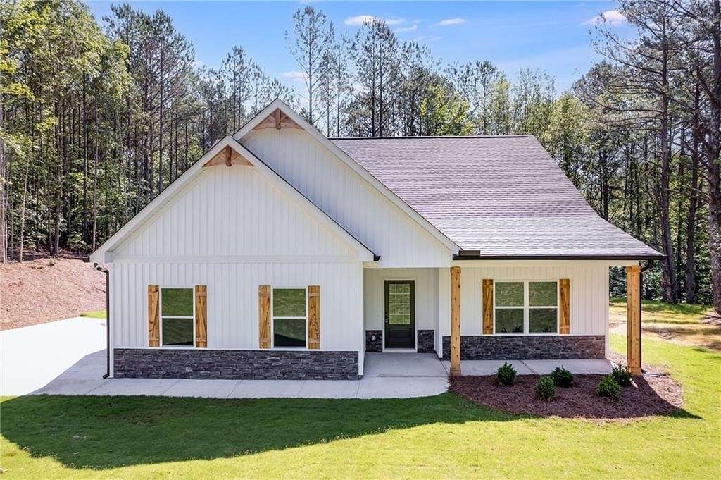 3.3 Acres of Residential Land with Home for Sale in Temple, Georgia