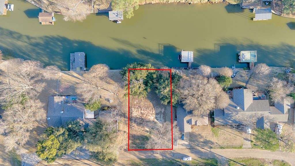 0.25 Acres of Residential Land for Sale in Trinidad, Texas