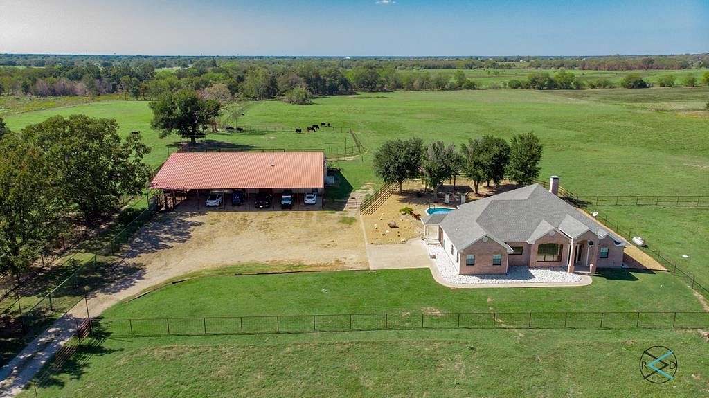 22.3 Acres of Agricultural Land with Home for Sale in Mabank, Texas