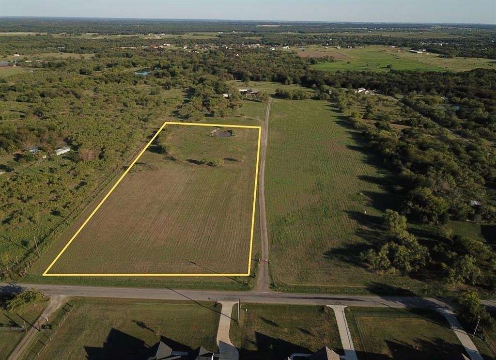 6.1 Acres of Land for Sale in Royse City, Texas