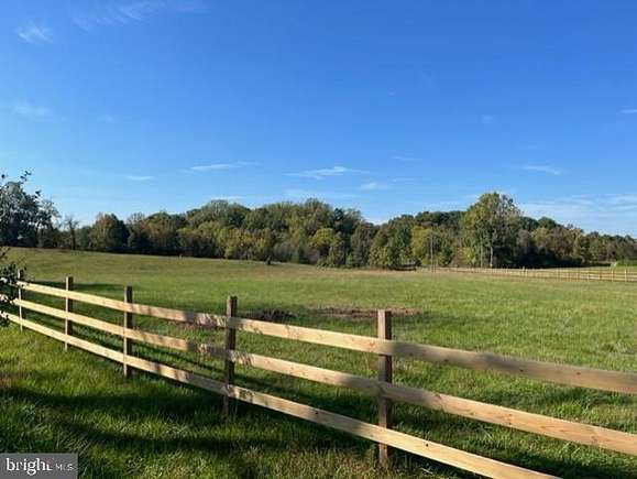 20 Acres of Agricultural Land for Sale in Warrenton, Virginia