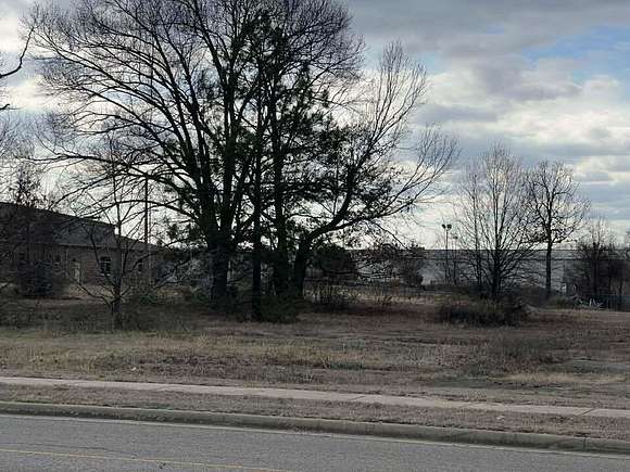 2.8 Acres of Commercial Land for Sale in Russellville, Arkansas