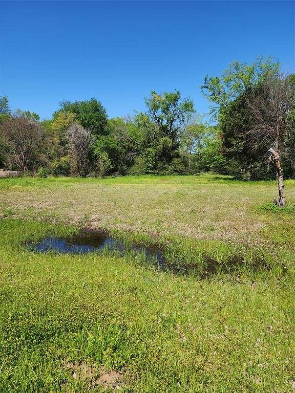 0.86 Acres of Residential Land for Sale in Mabank, Texas