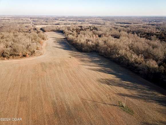 159 Acres of Land for Sale in Nevada, Missouri