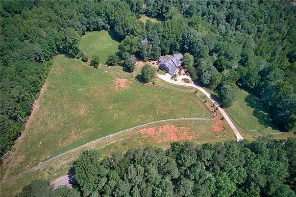 13.1 Acres of Land with Home for Sale in Nicholson, Georgia