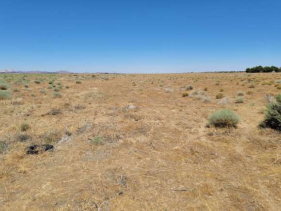 2.5 Acres of Residential Land for Sale in Fairmont, California