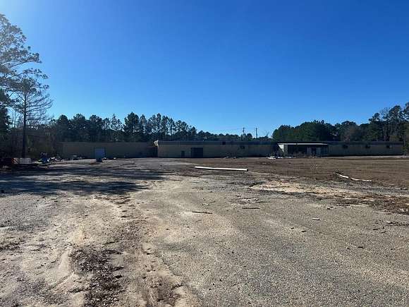 5 Acres of Improved Commercial Land for Sale in Eufaula, Alabama