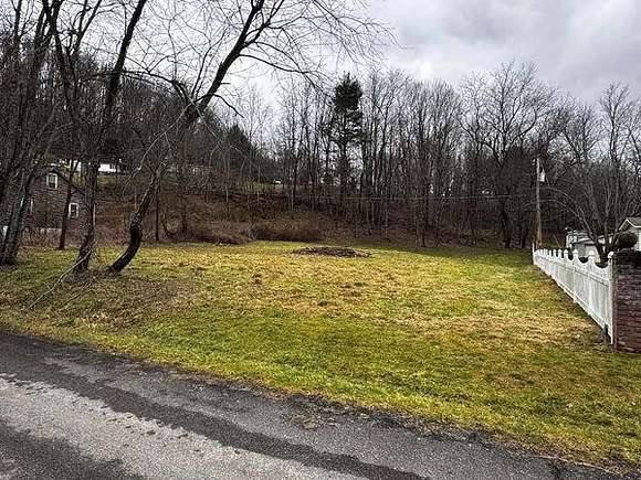 0.32 Acres of Residential Land for Sale in Bluefield, Virginia