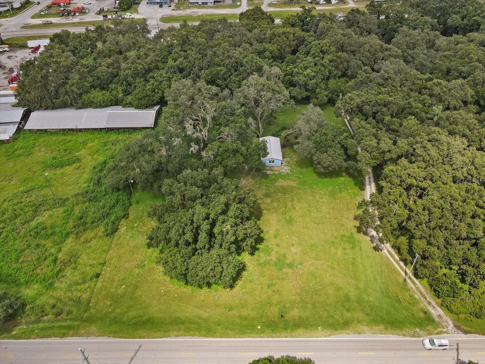 1.7 Acres of Land for Sale in Thonotosassa, Florida