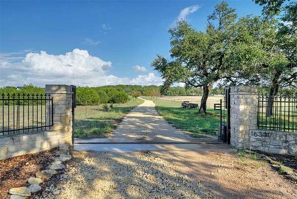 32 Acres of Agricultural Land with Home for Sale in Austin, Texas