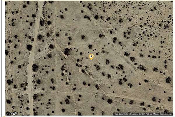 5 Acres of Land for Sale in Lancaster, California
