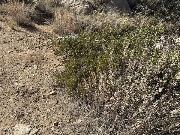 2.54 Acres of Residential Land for Sale in Dewey-Humboldt, Arizona