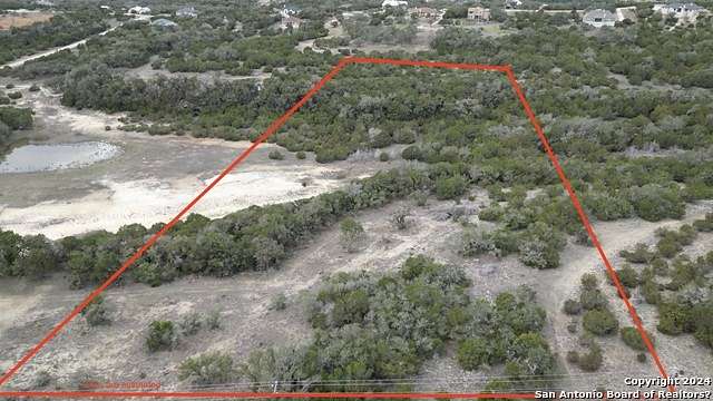 8 Acres of Land for Sale in Spring Branch, Texas