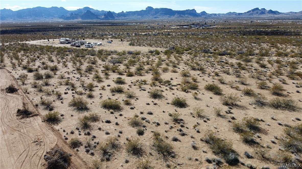 4.1 Acres of Residential Land for Sale in Golden Valley, Arizona
