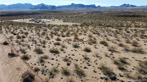 4.1 Acres of Residential Land for Sale in Golden Valley, Arizona