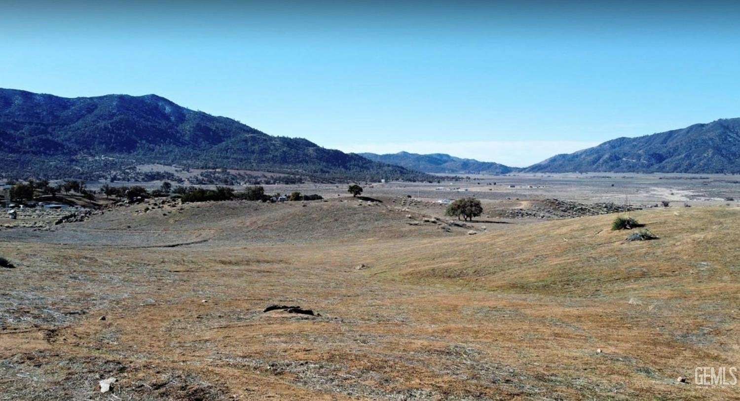 2.5 Acres of Residential Land for Sale in Caliente, California
