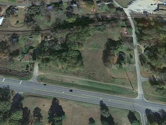2.9 Acres of Commercial Land for Sale in Dadeville, Alabama