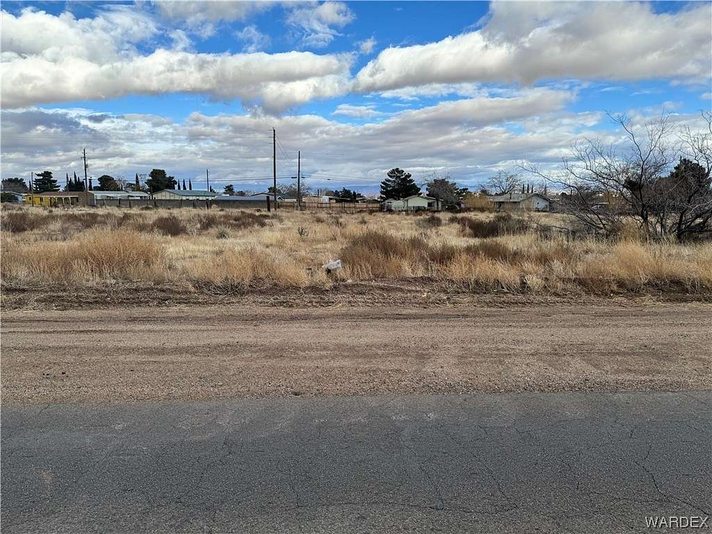 0.34 Acres of Commercial Land for Sale in Kingman, Arizona